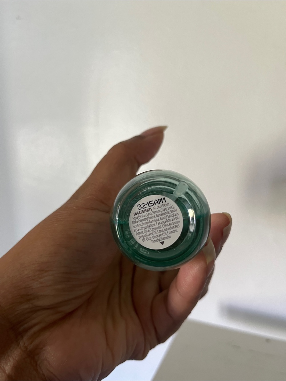 Sol de Janeiro Refresco Paraíso Perfume Mist — Green & Wood-Tone - Picture 4 of 4